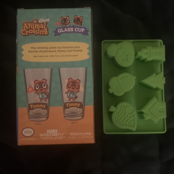 Animal crossing glass cup and ice cube bundle - Picture 2 of 2